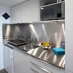 Lägenhetshotell Living 4*