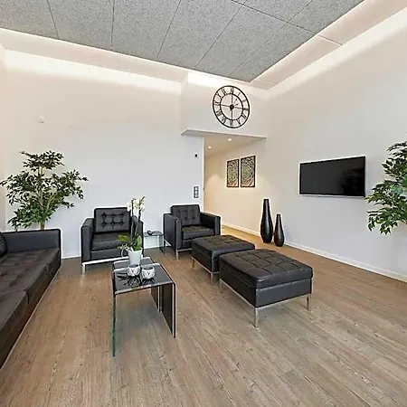 Living Aparthotel 4*
