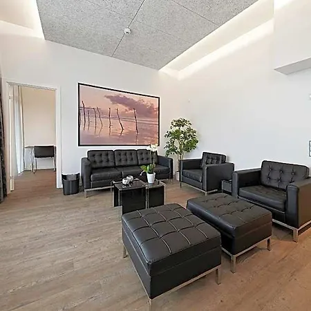 Living Aparthotel 4*