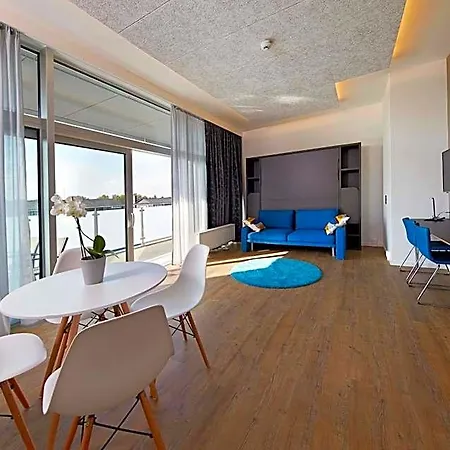 Aparthotel Living