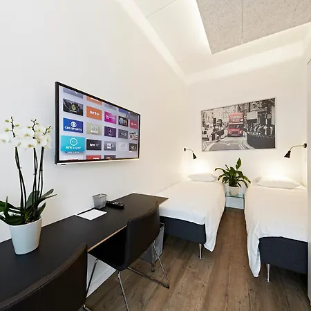 Living Апарт-отель