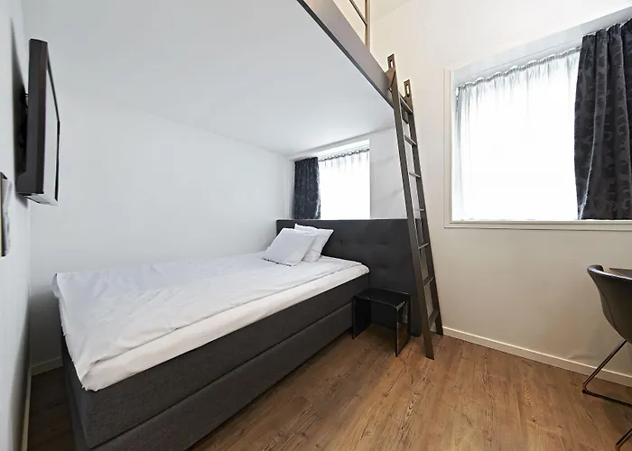 Apartmanhotel Living 4*